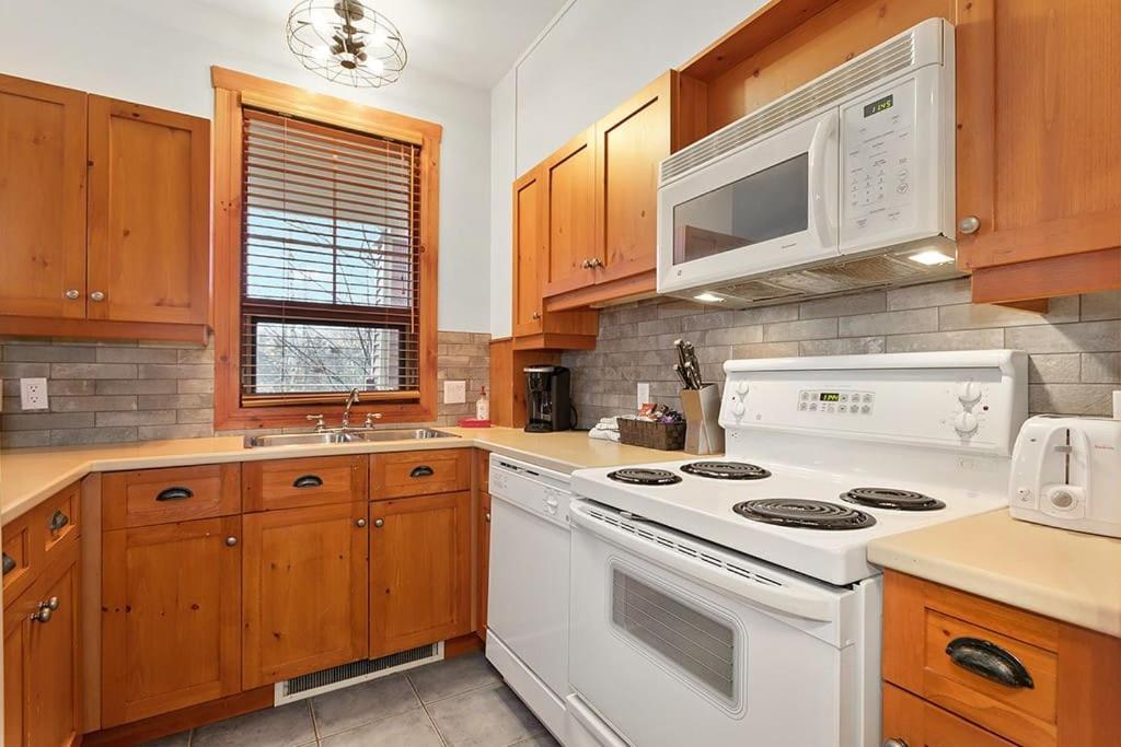 Les Eaux 225-1 By Escapades Tremblant Apartment Mont-Tremblant Exterior photo