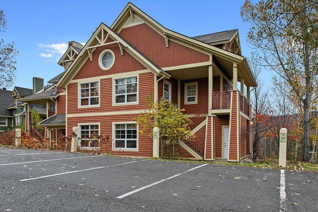 Les Eaux 225-1 By Escapades Tremblant Apartment Mont-Tremblant Exterior photo